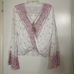 TJD The Jetset Diaries Red white boho tribal Twist front top size US small